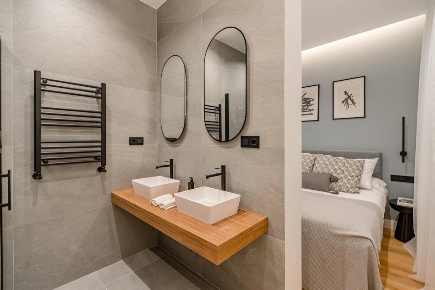 Apartamento Centro Xi Calle Carrera De San Jeronimo 2br 2bh *